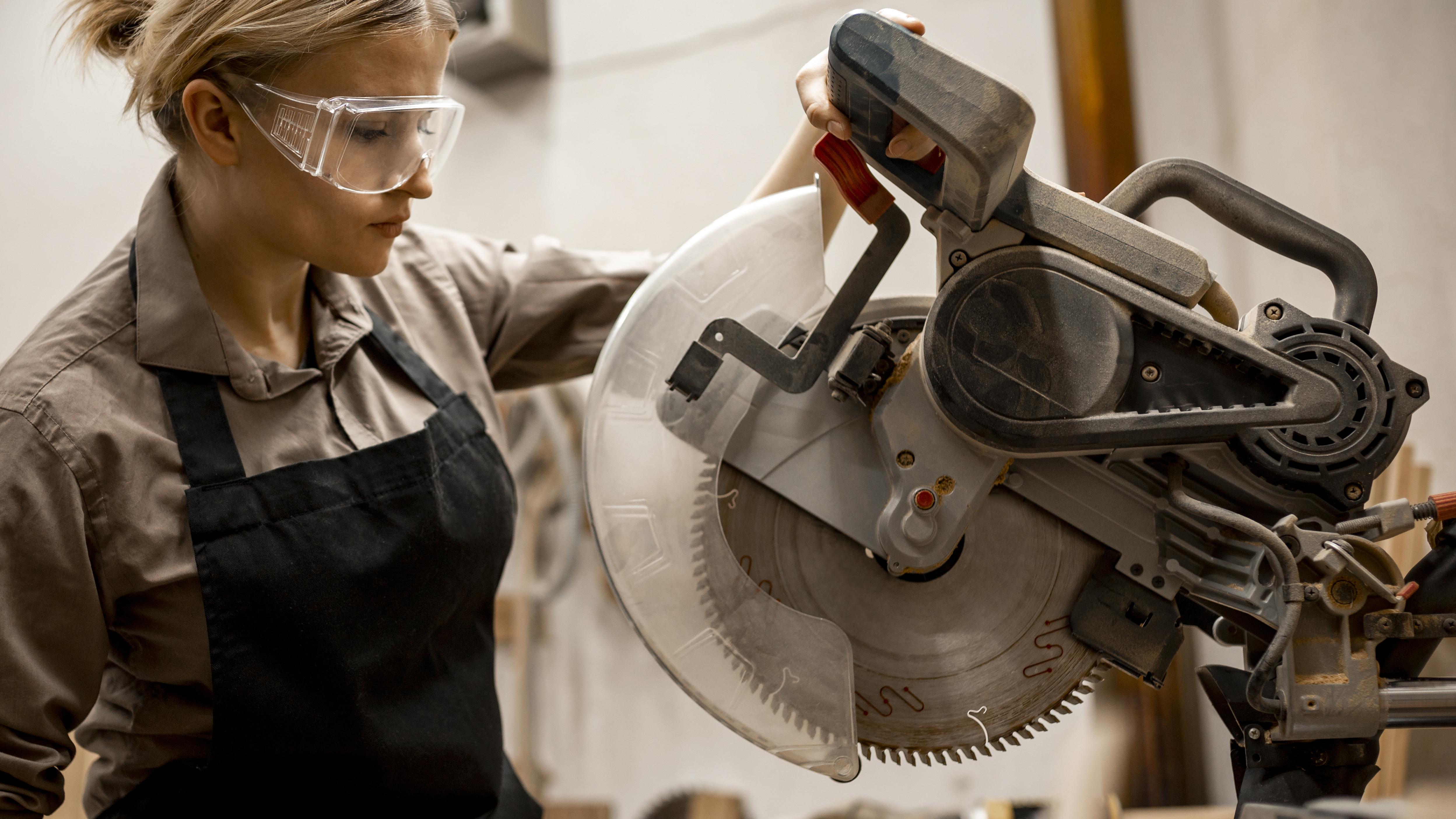 A Practical Guide to Machine Safety: Guarding, Risk Assessments, and Energy Control